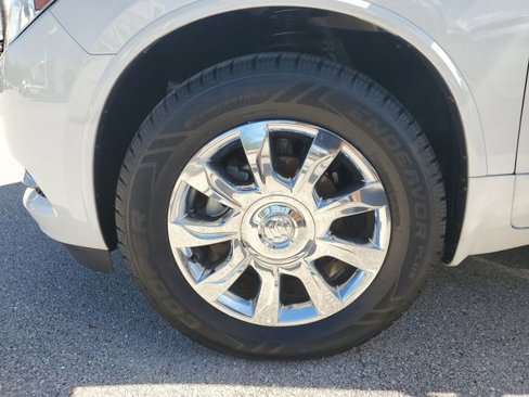 Used 2017 Buick Enclave Premium image 11