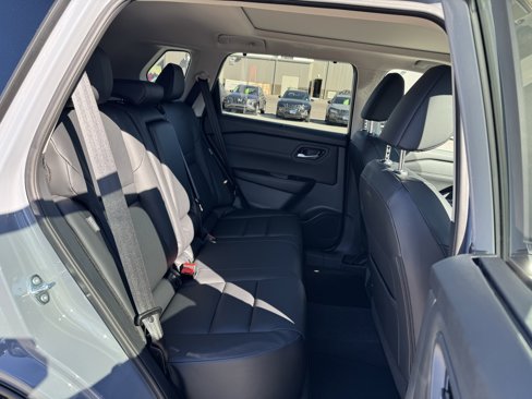 New 2026 Nissan Rogue SV image 29