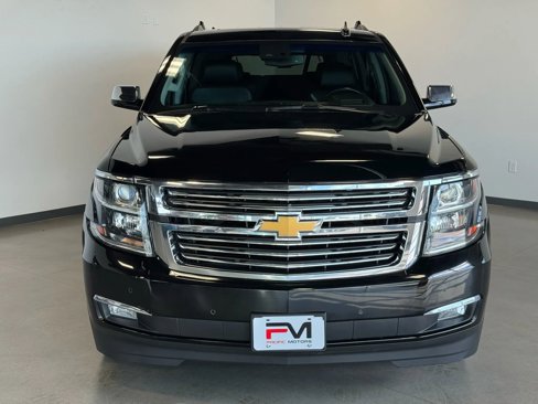 Used 2016 Chevrolet Suburban LTZ image 2