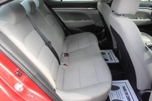 Used 2020 Hyundai Elantra SEL image 12