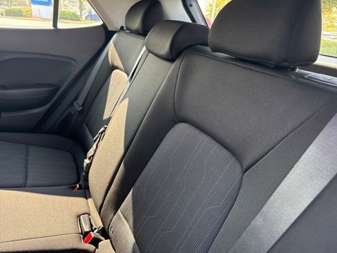 Certified 2023 Hyundai Venue SE image 17