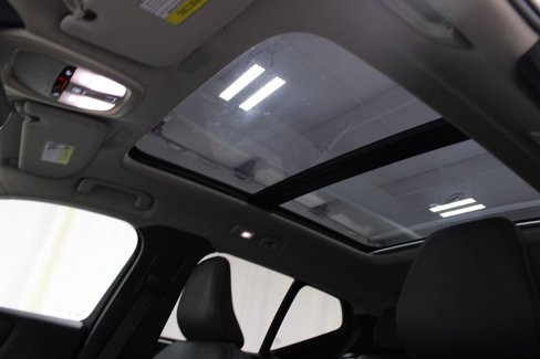 Used 2024 Volvo XC40 B5 Plus w/ Climate Package image 39