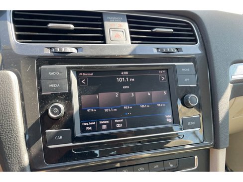 Used 2019 Volkswagen Golf Alltrack S image 25