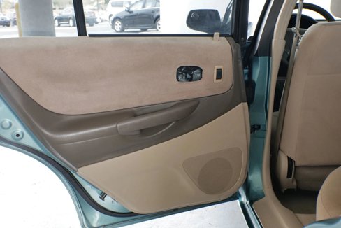 Used 2001 MAZDA Protege image 24