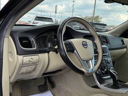 Used 2015 Volvo S60 T5 image 15