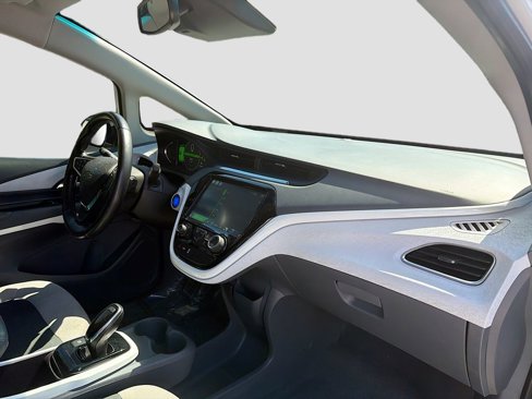 Used 2020 Chevrolet Bolt LT image 30