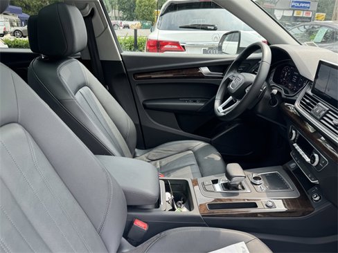 Used 2018 Audi Q5 2.0T Premium image 29