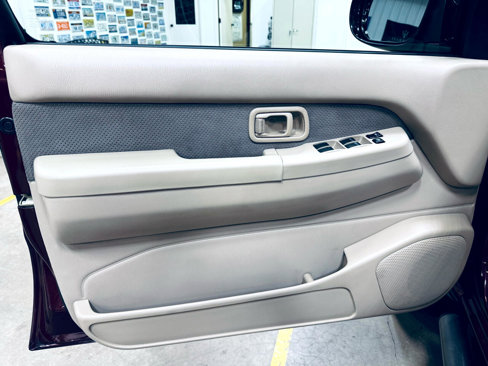 Used 2001 Nissan Pathfinder SE image 28