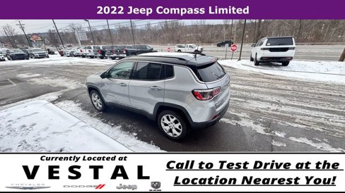 Used 2022 Jeep Compass Limited image 11