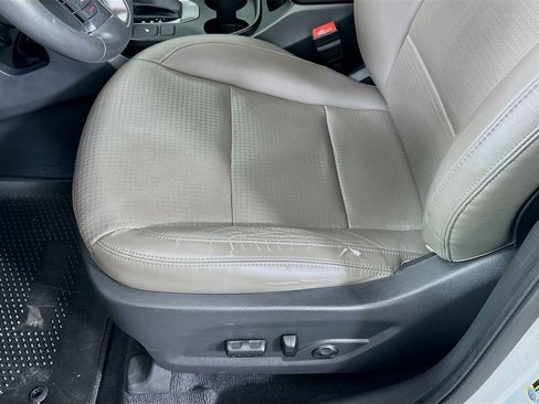 Used 2014 Hyundai Santa Fe Sport 2.0T w/ Navigation Package 06 image 19