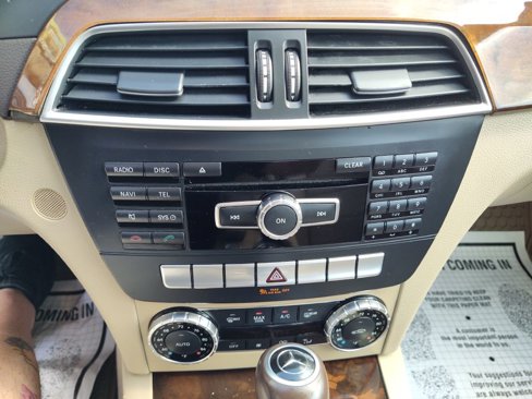 Used 2013 Mercedes-Benz C 250 Sedan image 25