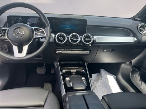 Certified 2021 Mercedes-Benz GLB 250 4MATIC w/ Premium Package image 11