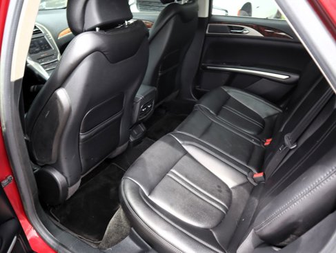 Used 2016 Lincoln MKZ image 10