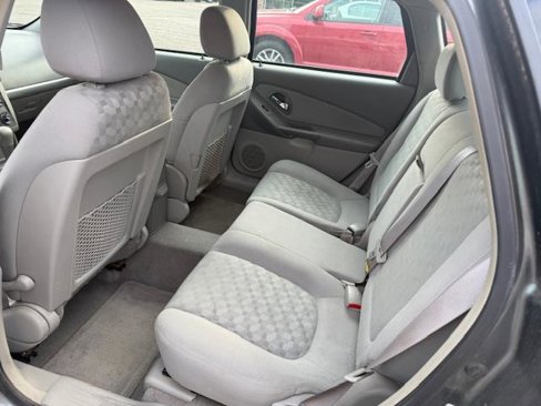 Used 2005 Chevrolet Malibu LS image 17