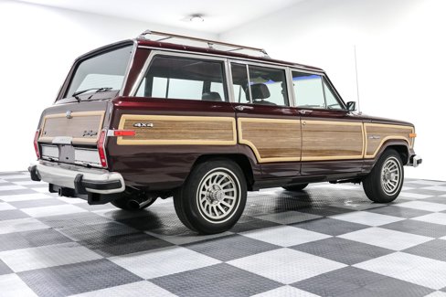 Used 1989 Jeep Grand Wagoneer image 7