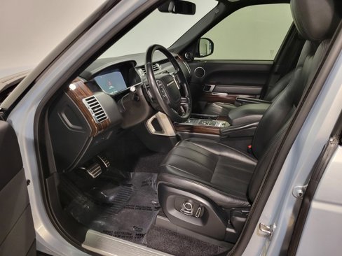 Used 2016 Land Rover Range Rover Supercharged image 8