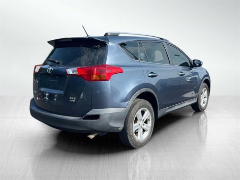 Used 2013 Toyota RAV4 XLE image 8