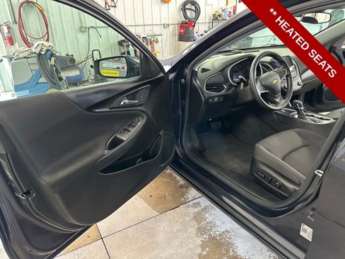 Used 2022 Chevrolet Malibu LT image 6