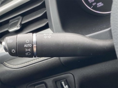 Used 2022 GMC Acadia SLE w/ Driver Convenience Package image 20