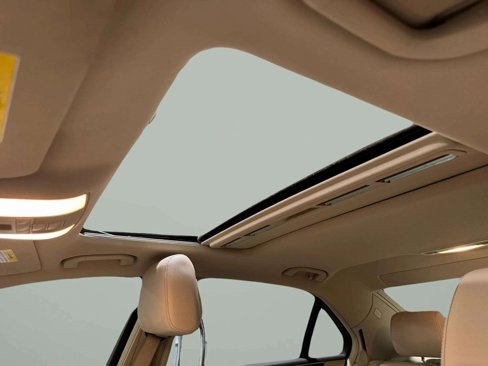 Used 2015 Mercedes-Benz E 350 4MATIC Sedan image 16