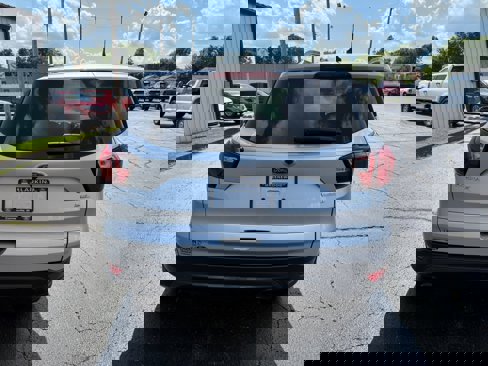Used 2019 Ford Escape SEL image 4