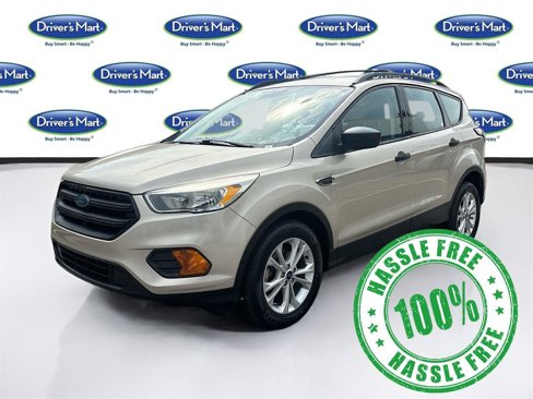 Used 2017 Ford Escape S image 3