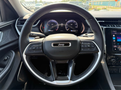 Certified 2022 Jeep Grand Cherokee L Laredo w/ Luxury Tech Group I image 16