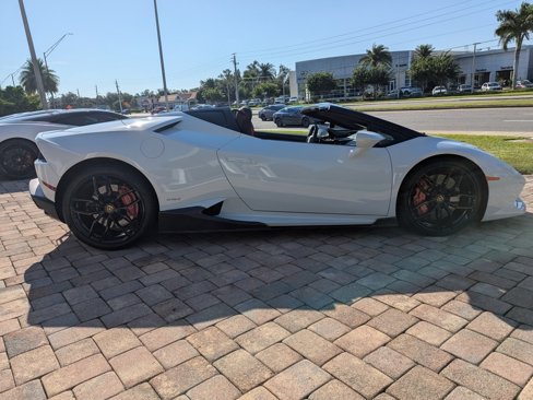 Used 2017 Lamborghini Huracan LP 610-4 image 13