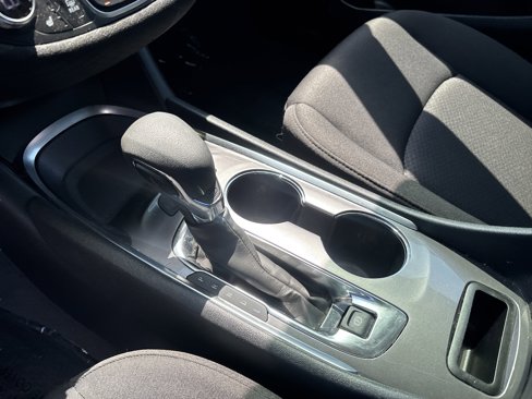 Used 2024 Chevrolet Malibu LT image 6