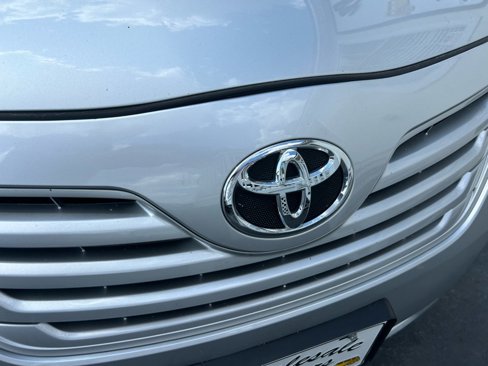 Used 2009 Toyota Camry LE image 30