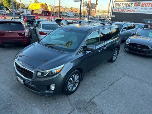 Used 2015 Kia Sedona SX image 9
