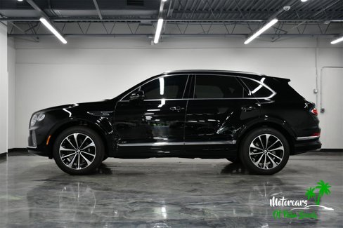 Used 2022 Bentley Bentayga image 4