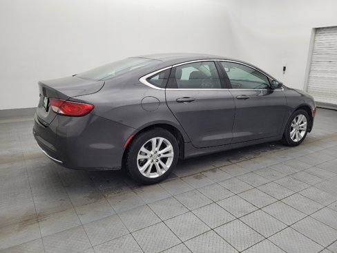 Used 2015 Chrysler 200 Limited image 10