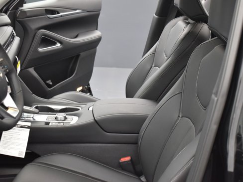 New 2026 INFINITI QX60 Luxe w/ Family Package image 18