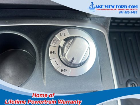 Used 2015 Toyota 4Runner Limited image 32