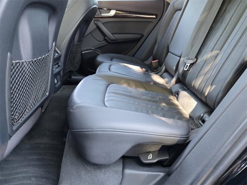 Used 2018 Audi Q5 2.0T Premium w/ Convenience Package image 10