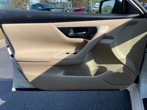 Used 2016 Nissan Altima 2.5 S w/ Power Driver Seat Package image 13