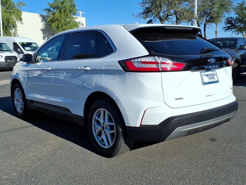 Used 2024 Ford Edge SEL image 3