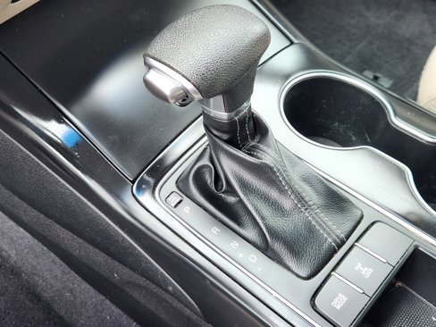 Used 2019 Kia Sorento LX image 12