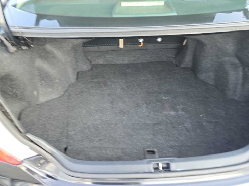 Used 2013 Toyota Camry L image 16