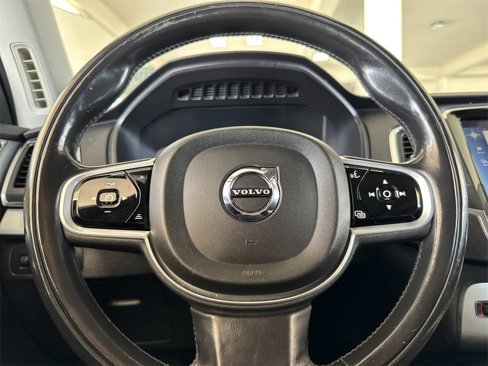 Certified 2022 Volvo XC60 T8 Inscription w/ Advanced Package image 24