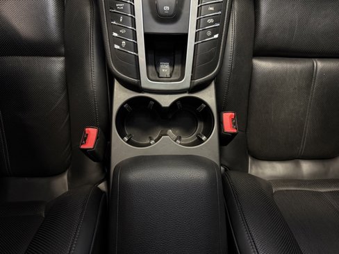 Certified 2018 Porsche Macan Sport Edition image 26