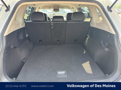 Used 2021 Volkswagen Tiguan SE image 19