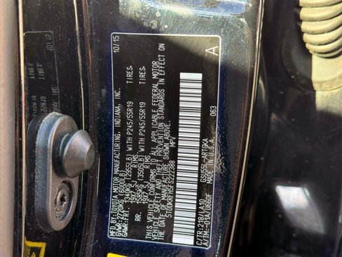 Used 2015 Toyota Highlander Limited Platinum image 15