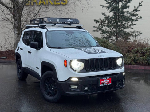 Used 2017 Jeep Renegade Sport w/ Power & Air Group image 2