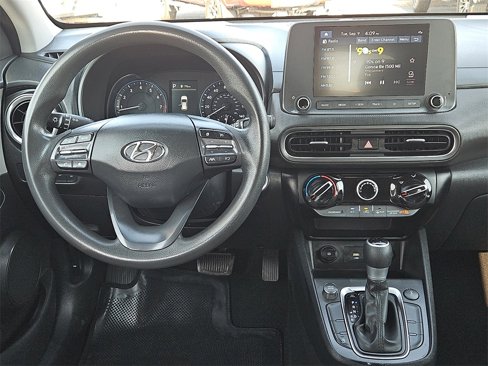 Used 2023 Hyundai Kona SEL image 17