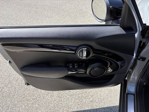 Certified 2023 MINI Cooper S image 11