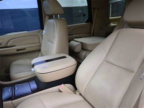 Used 2009 Cadillac Escalade Hybrid image 9