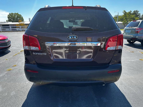 Used 2013 Kia Sorento LX w/ Convenience Pkg image 6