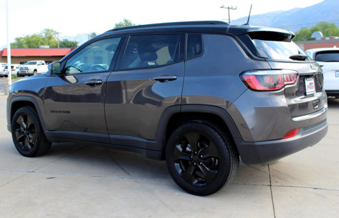 Used 2018 Jeep Compass Latitude w/ Popular Equipment Group image 32